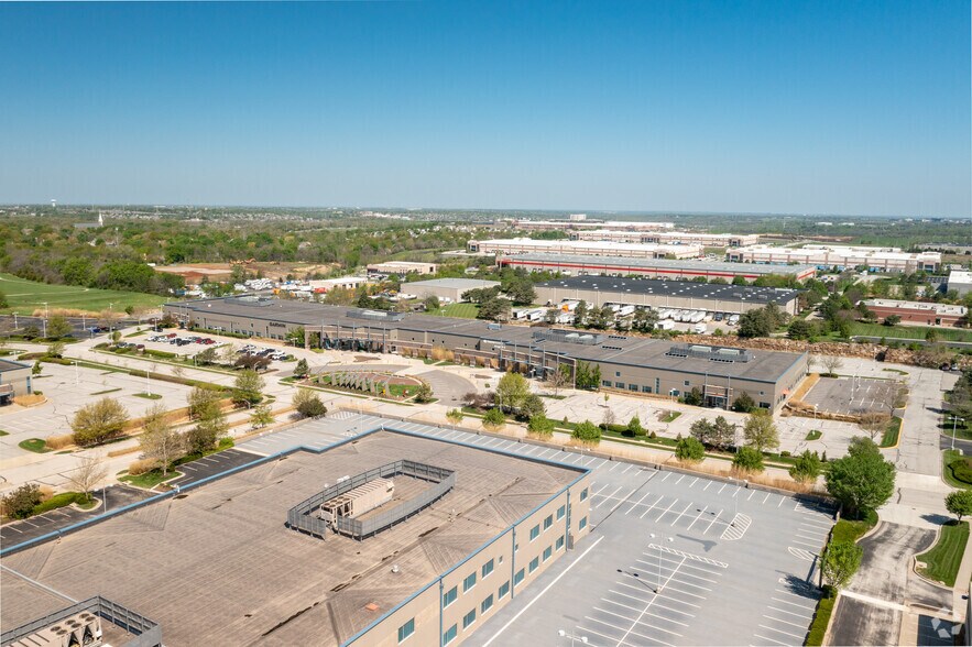 More Photos Of 17100-17150 W 118th Ter, Olathe Office For Lease