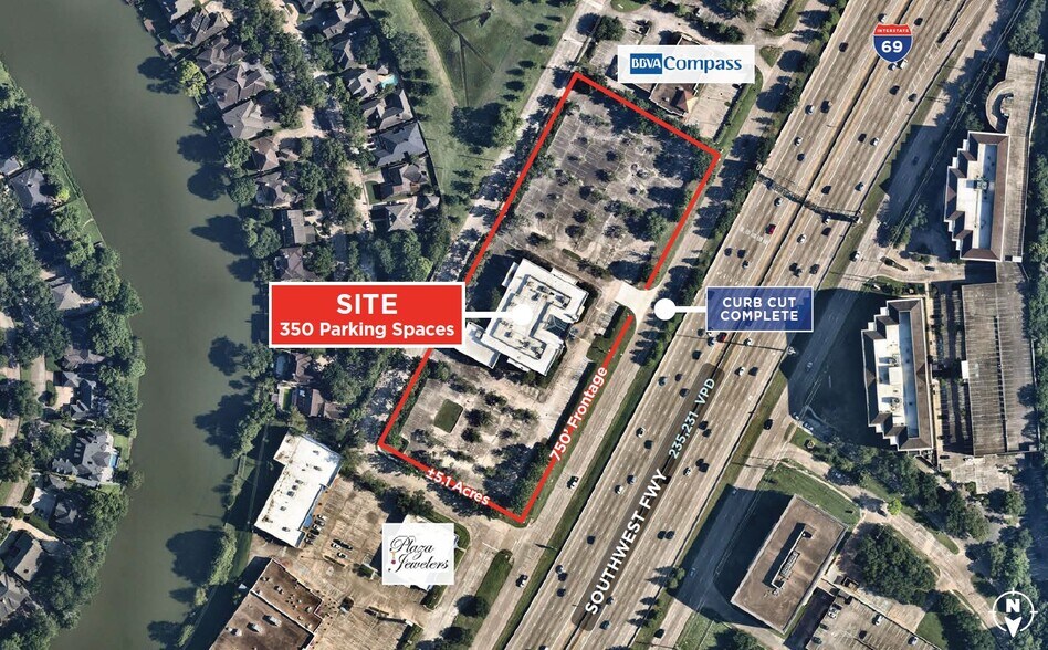 More Photos Of 14111 Southwest Fwy, Sugar Land Health Club For Lease