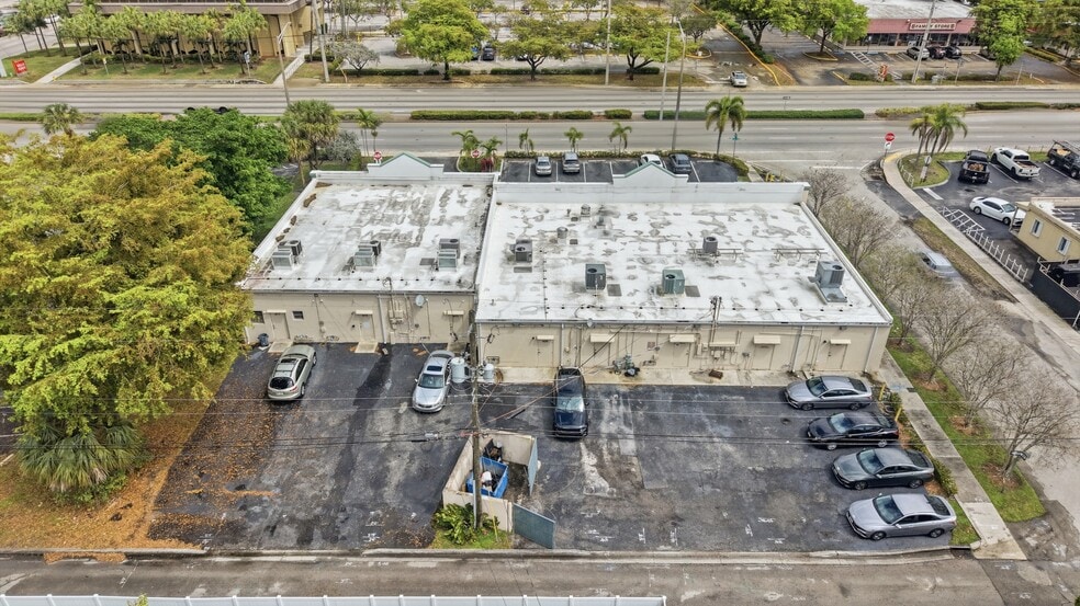 More Photos Of 401-417 N State Road 7, Margate General Retail For Sale