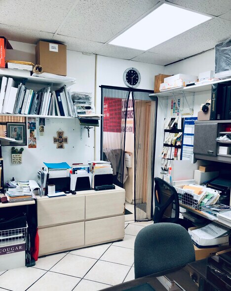 More Photos Of 1200-1240 E 4th Ave, Hialeah General Retail For Sale