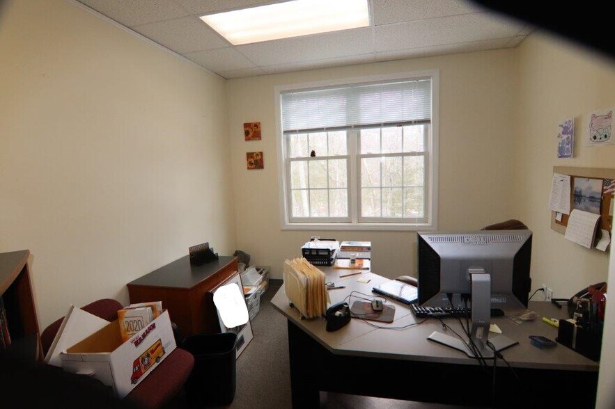 More Photos Of 104 Charles Eldridge Rd, Lakeville Office For Lease