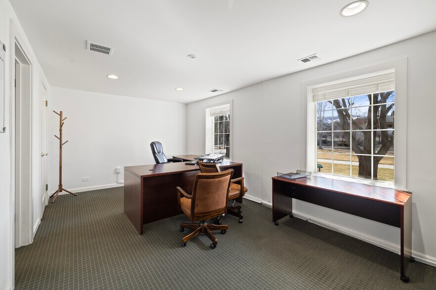 More Photos Of 5371 Kietzke Ln, Reno Office For Lease