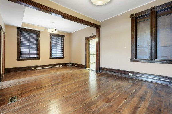 More Photos Of 113 Murray St, Ottawa Office For Sale