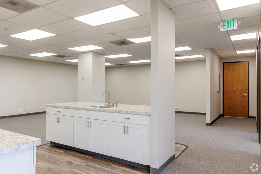 More Photos Of 12600 W Colfax Ave, Lakewood Unknown For Lease