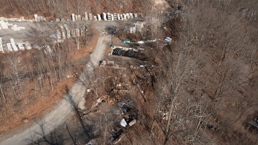 More Photos Of 41 Padanaram Rd, Danbury Manufacturing For Sale