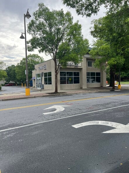 More Photos Of , Atlanta General Retail For Sale
