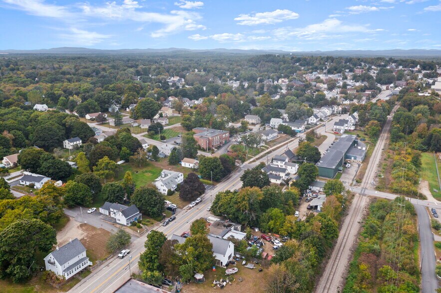 More Photos Of 334 Main St, Somersworth Auto Repair For Sale