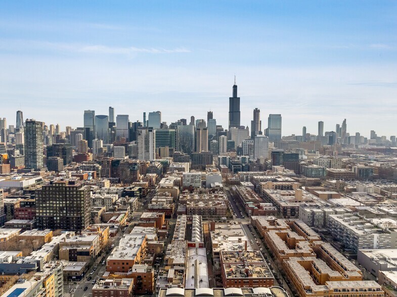 More Photos Of 21 S Racine Ave, Chicago Warehouse For Lease