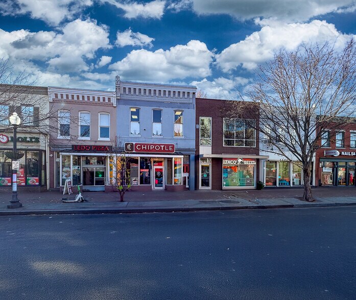 Primary Photo Of 411 8th St SE, Washington Storefront For Lease