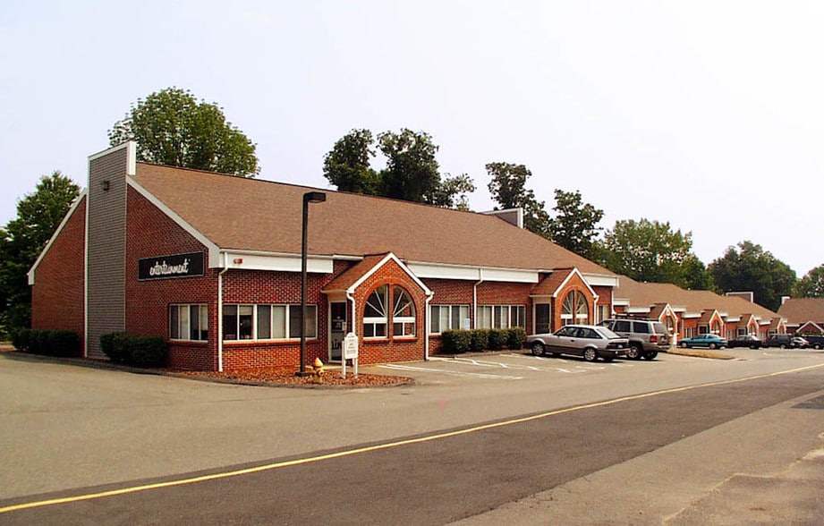 More Photos Of 4 Oxford Rd, Milford Industrial For Lease