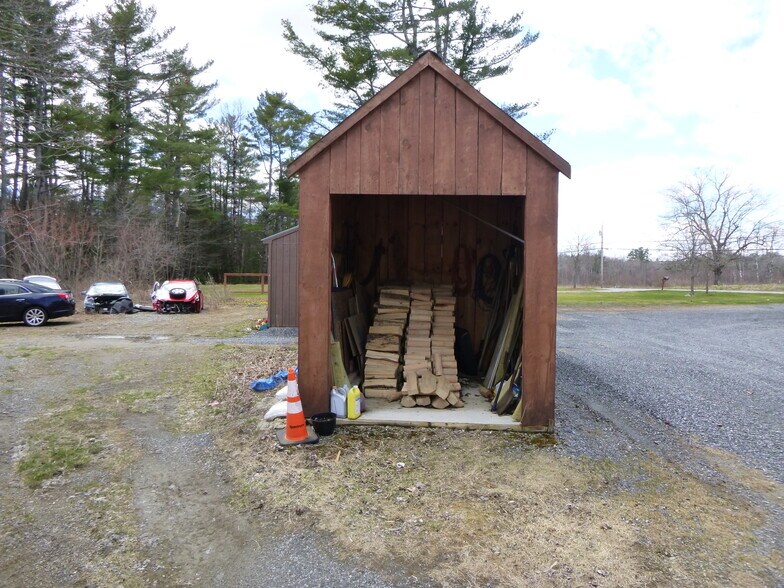 More Photos Of 483-489 Togus Rd, Chelsea Auto Repair For Sale