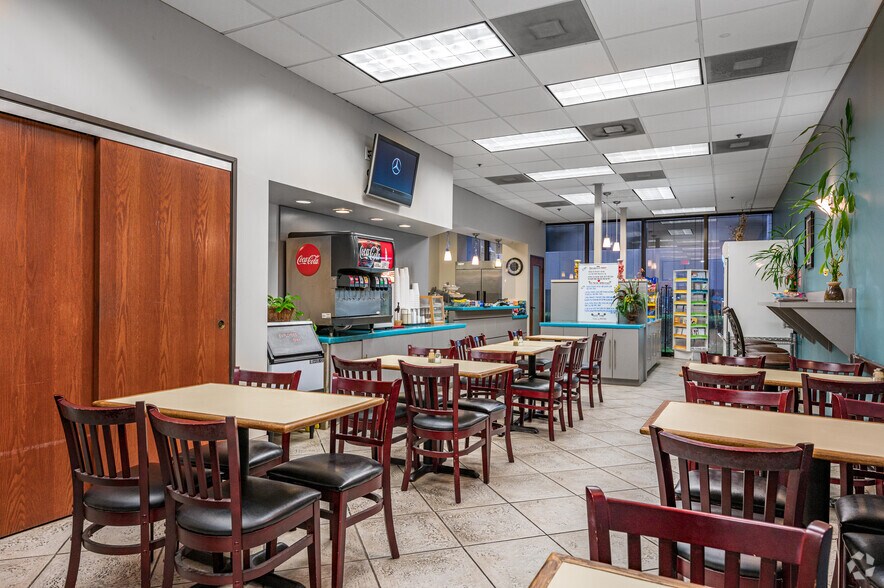 More Photos Of 12770 Coit Rd, Dallas Office For Lease