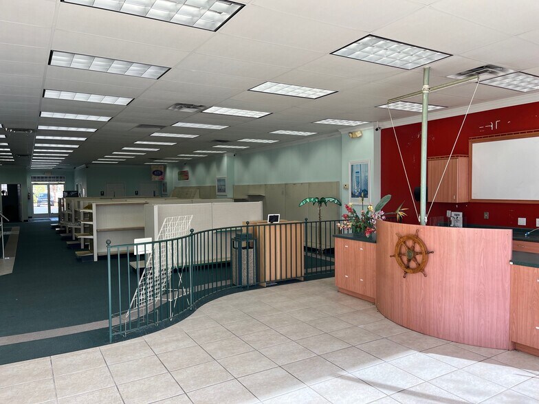 More Photos Of 119 W Bel Air Ave, Aberdeen Storefront For Sale