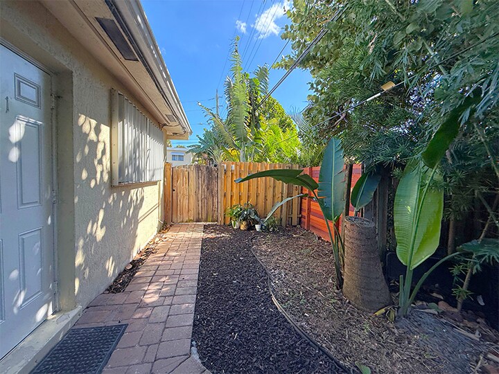 More Photos Of 3031 NE 21st Ave, Fort Lauderdale Apartments For Sale