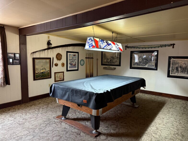 More Photos Of 51815 Kenai Spur Hwy, Kenai General Retail For Sale