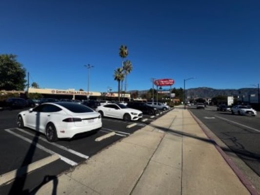 More Photos Of 1501-1505 West Olive Ave, Burbank General Retail For Lease
