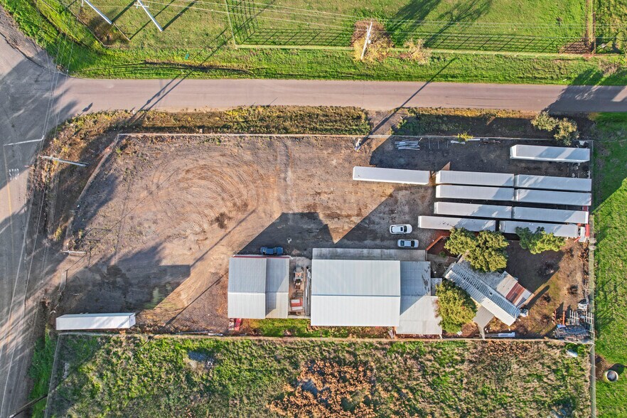 More Photos Of 10150 Mingo Rd, Galt Warehouse For Lease