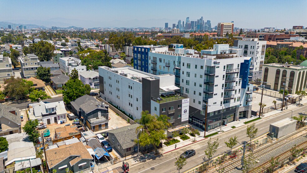 More Photos Of 1073 Exposition Blvd, Los Angeles Apartments For Sale