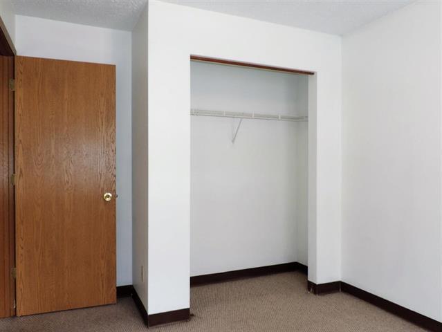 More Photos Of 645 S Lucas St, Iowa City Apartments For Sale