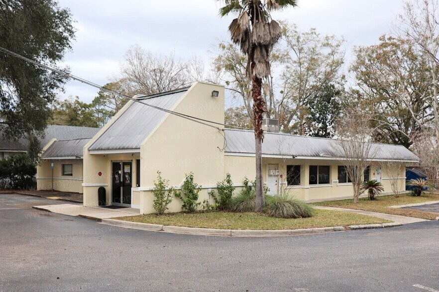 More Photos Of 8225 Normandy Blvd, Jacksonville Medical For Sale