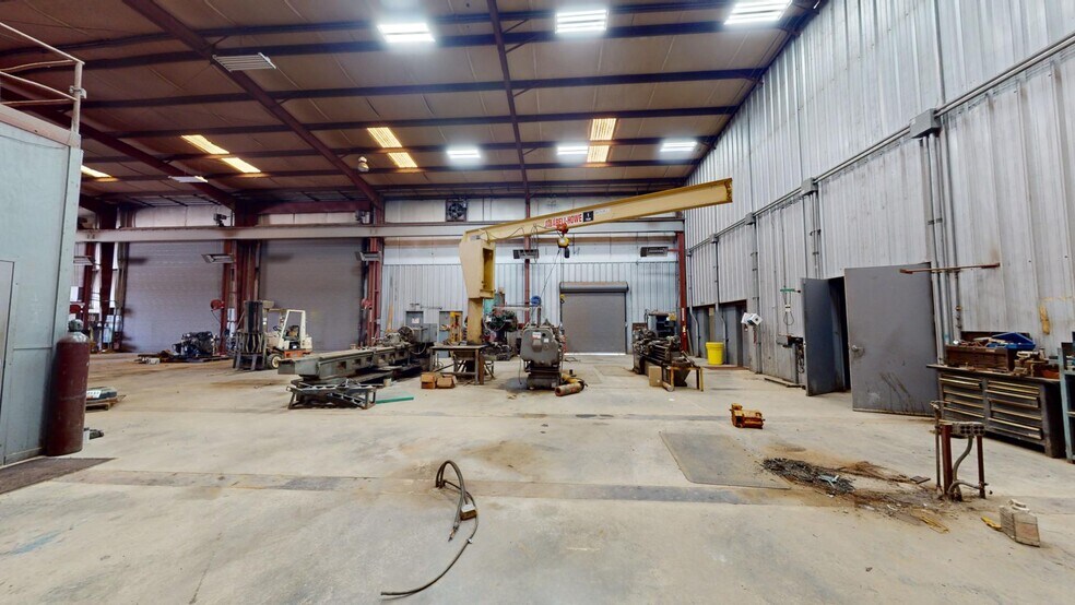 More Photos Of 11708 GA Highway 24 W, Sandersville Warehouse For Sale
