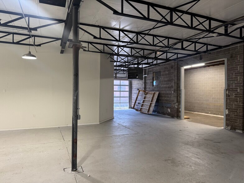 More Photos Of 2570 W 8th Ave, Denver Warehouse For Sale