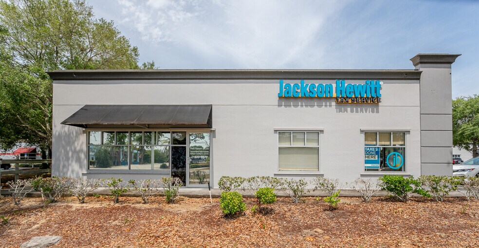 Primary Photo Of 3710-3740 Curtis Blvd, Port Saint John Medical For Sale