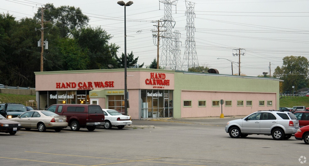 More Photos Of 1701 N Larkin Ave, Joliet Unknown For Lease