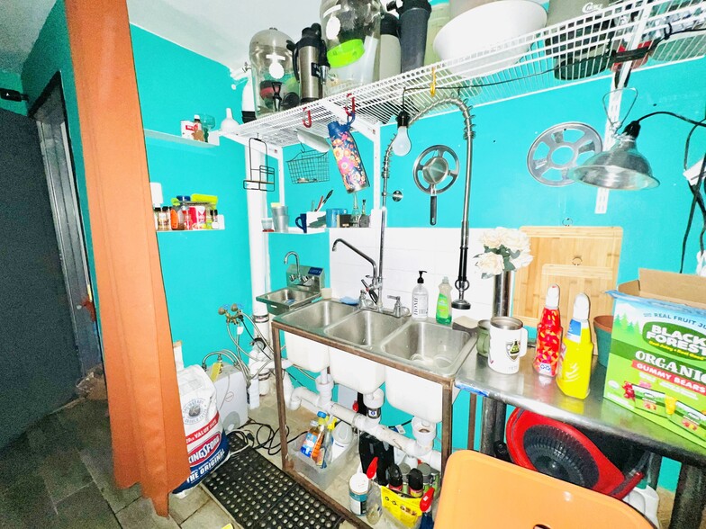 More Photos Of 128 India St, Brooklyn Storefront Retail Residential For Sale