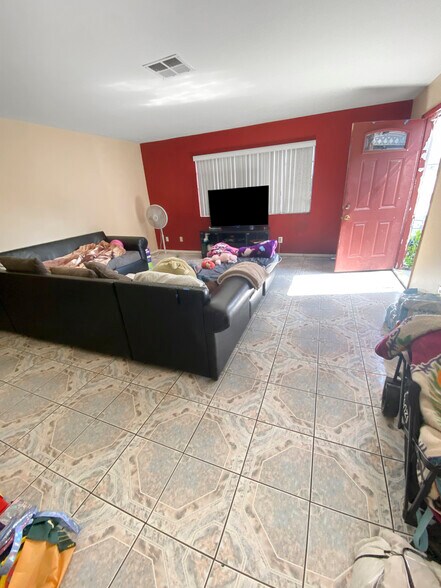 More Photos Of 8118 Alameda St, Downey Apartments For Sale