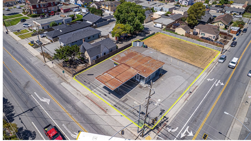 More Photos Of 753 E Lake Ave, Watsonville Freestanding For Sale