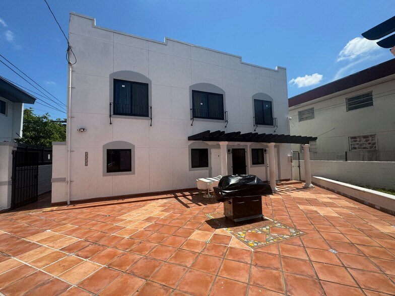 More Photos Of 1234 SW 4th St, Miami Apartments For Sale