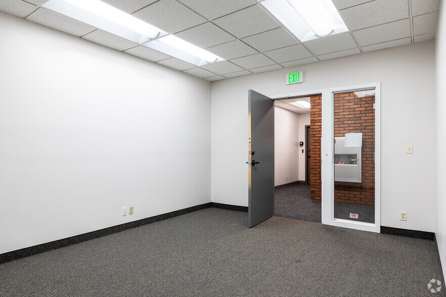 More Photos Of 64 E Winchester St, Salt Lake City Office For Sale