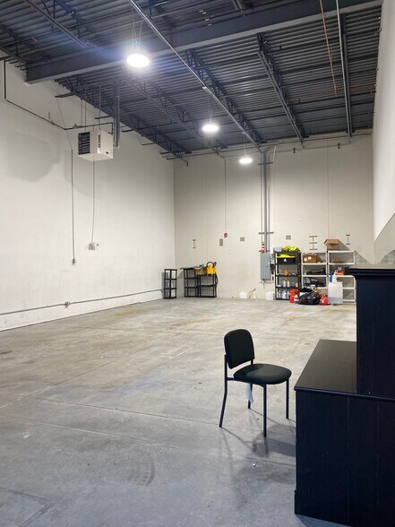 More Photos Of 130 S Main St, Marlboro Flex For Lease