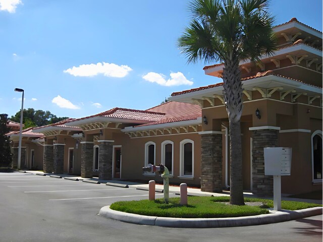 Primary Photo Of 2856-2868 University Pky, Sarasota Medical For Lease