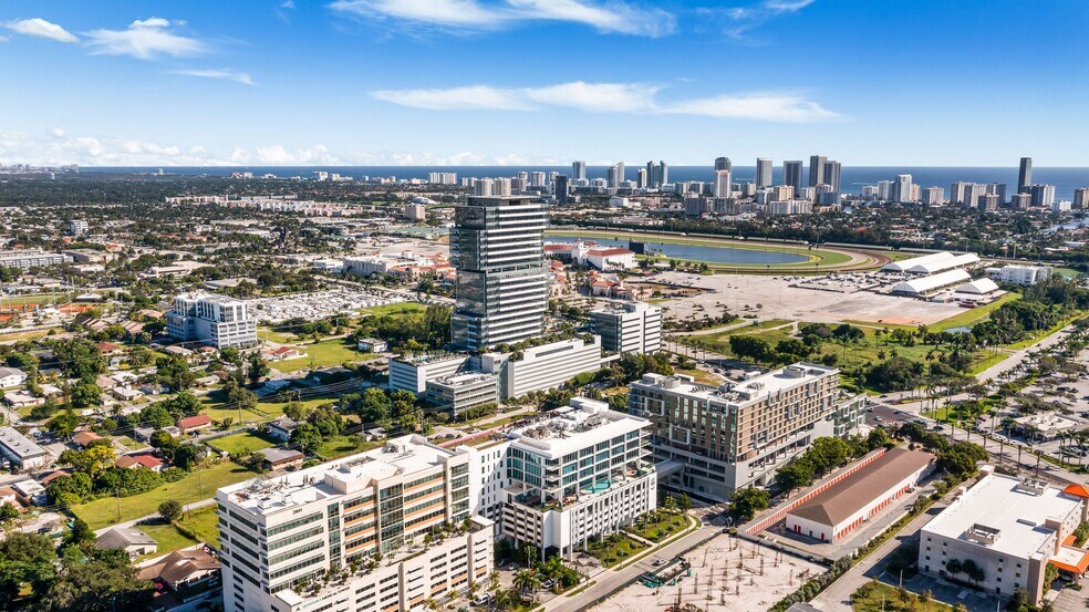 More Photos Of 2820 NE 214th St, Aventura Loft Creative Space For Sale