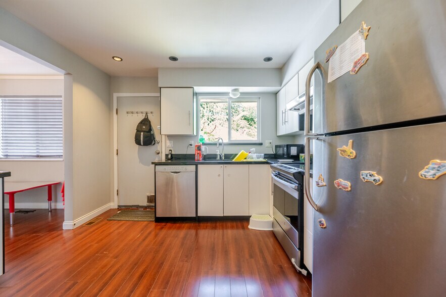 More Photos Of 32533 Ptarmigan Dr, Mission Daycare Center For Sale