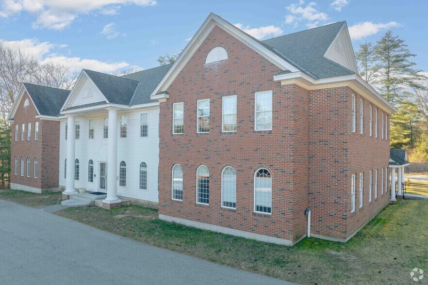 More Photos Of 448 Boston St, Topsfield Medical For Lease