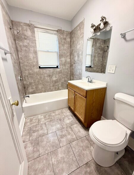 More Photos Of 8000 S Hermitage Ave, Chicago Multifamily For Sale