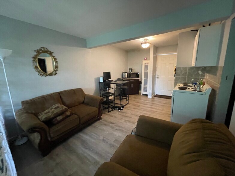 More Photos Of 111-123 Polk St, Syracuse Apartments For Sale