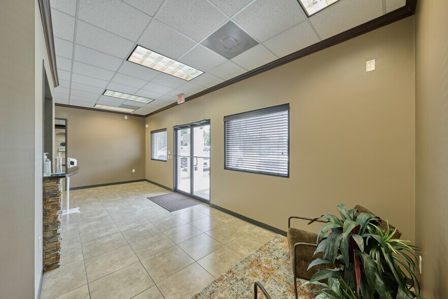 More Photos Of 26451 Hanna Rd, The Woodlands Warehouse For Sale
