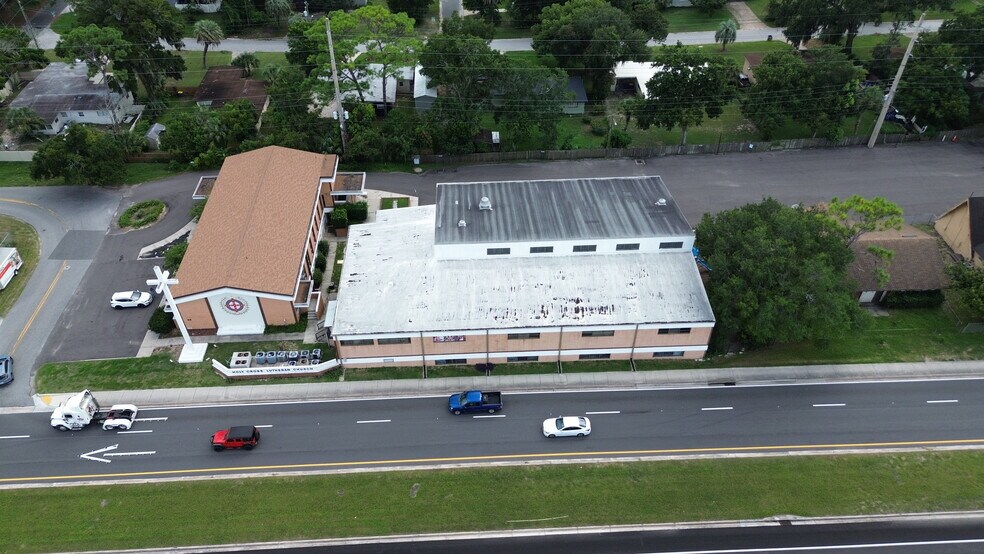 More Photos Of 6612 Arlington Expy, Jacksonville Schools For Lease