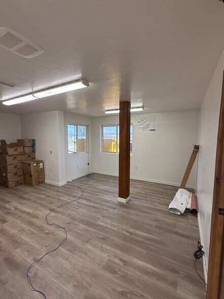 More Photos Of 19911 Highway 550, Montrose Warehouse For Sale