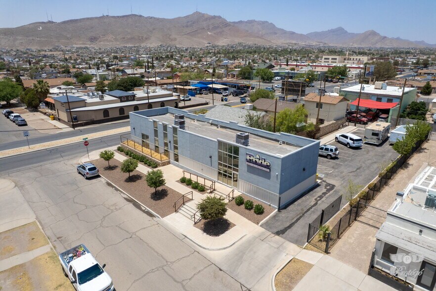 Primary Photo Of 700 N Copia St, El Paso Office For Sale