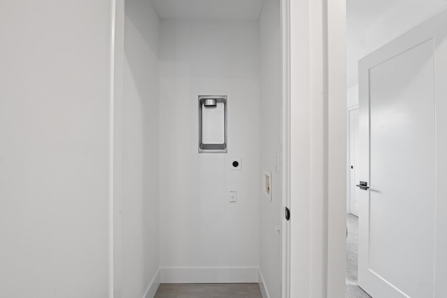 More Photos Of 4380 NE Going St, Portland Multifamily For Sale