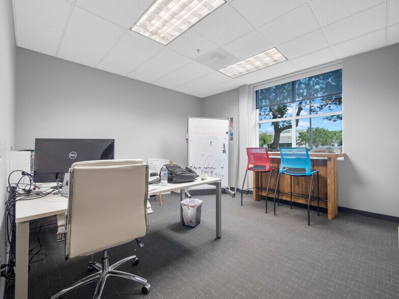 More Photos Of 8900 Research Dr, Irvine Research And Development For Lease