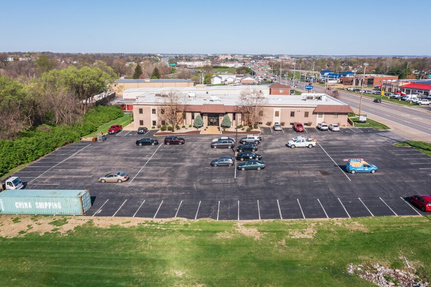 More Photos Of 11520 St. Charles Rock Rd, Bridgeton Medical For Sale