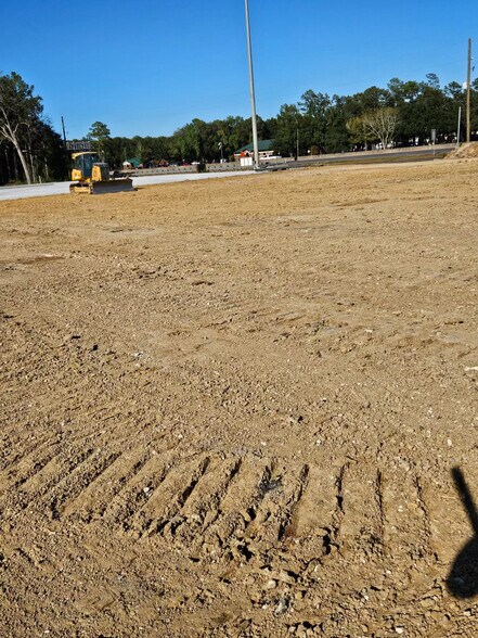 More Photos Of 8875 Eastex Fwy, Beaumont Land For Lease