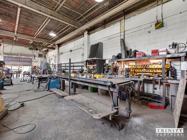 More Photos Of 12 Andrews St, Greenville General Retail For Sale