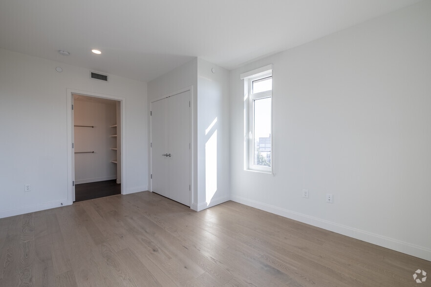 More Photos Of 45 Brighton Ave, Allston Apartments For Lease
